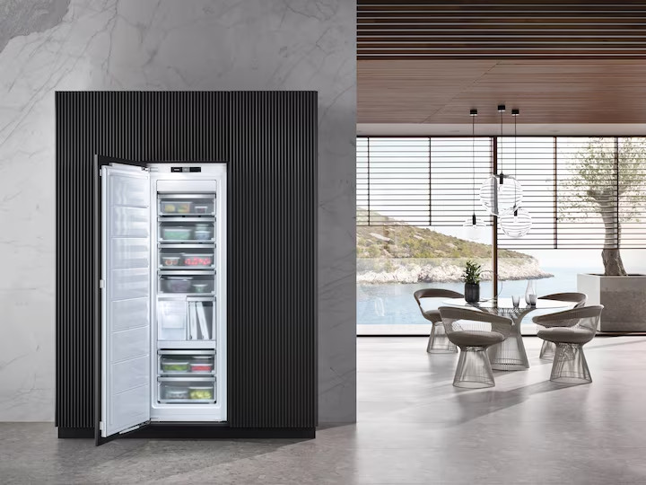 Tủ đông âm tường kết hợp Miele FNS 7794 E