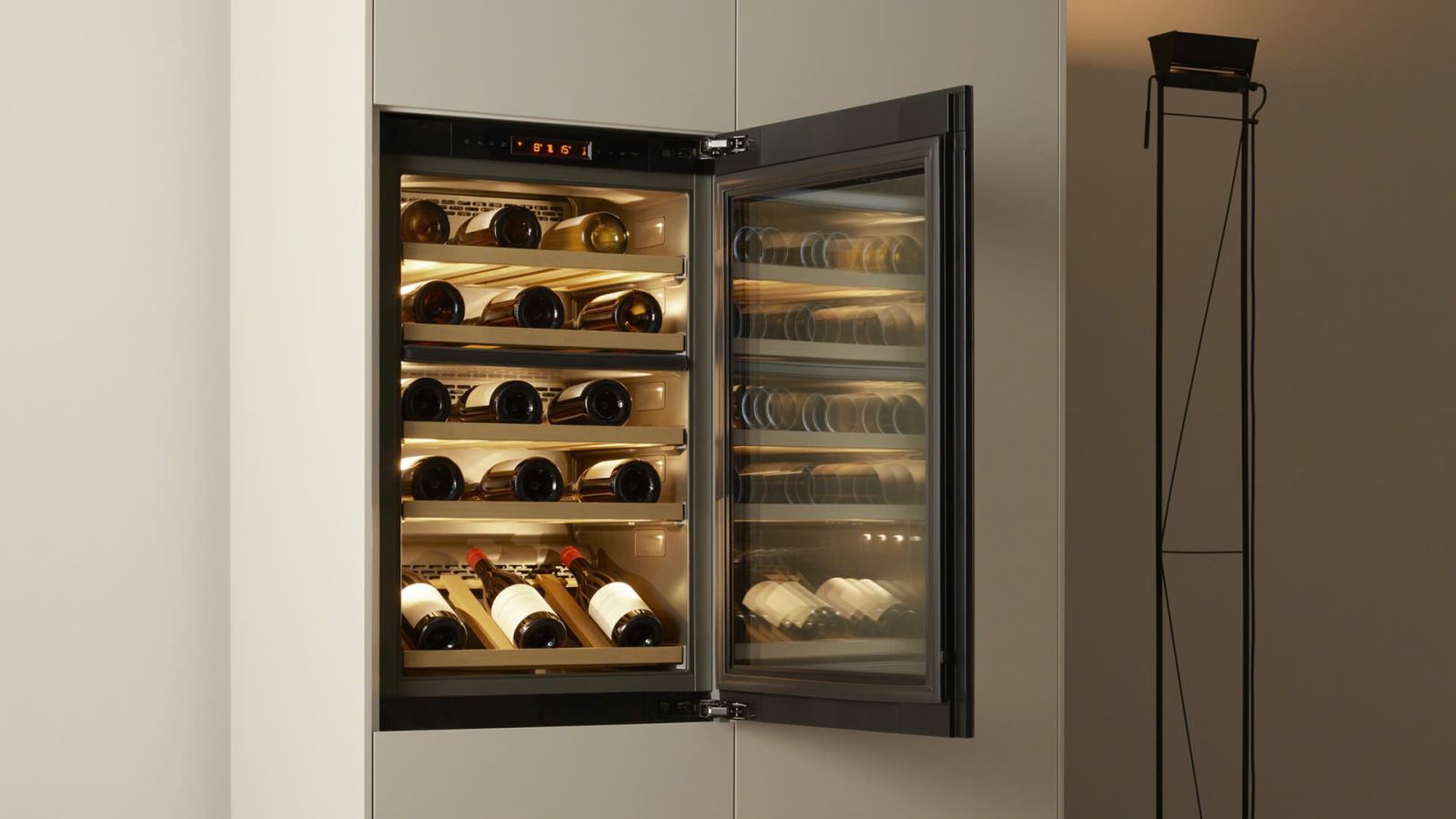 Tủ rượu vang V-ZUG WineCooler V400 90cm - Màu bạch kim