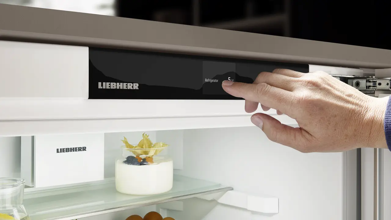 Màn hình Touch Swipe Liebherr SUFNPc 365i